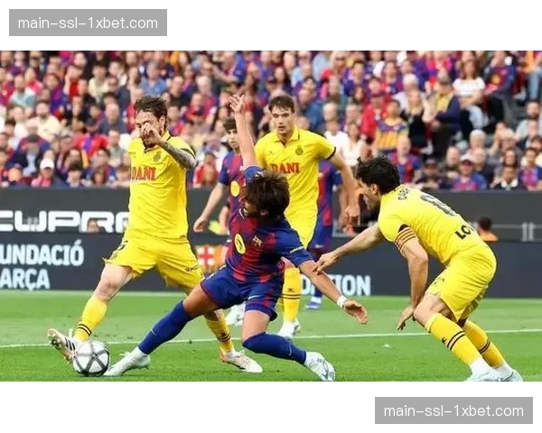 巴萨主场4-1大胜西班牙人，联赛7连胜领先皇马9分